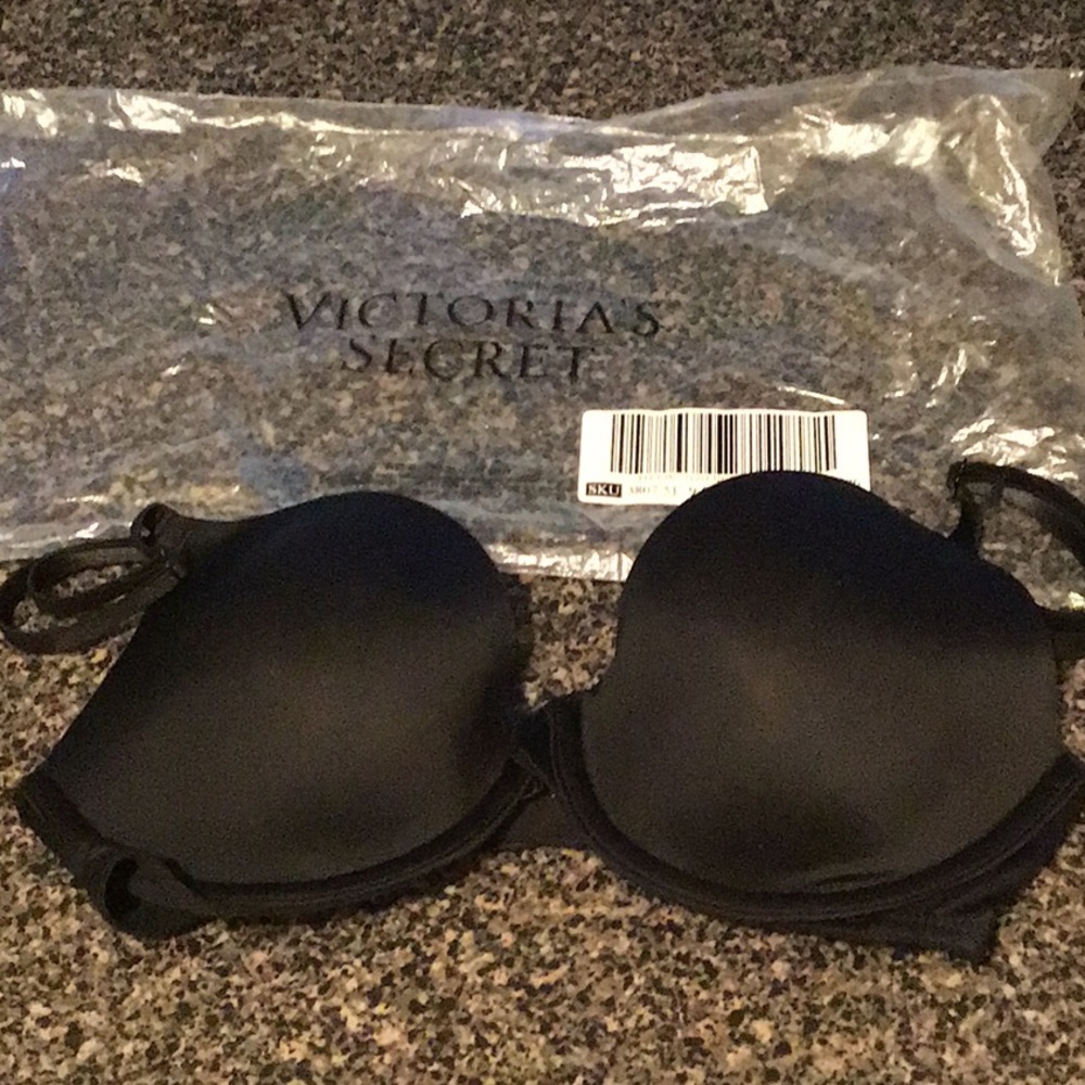 Victoria’s Secret PINK T-Shirt Bra 32C Brand New